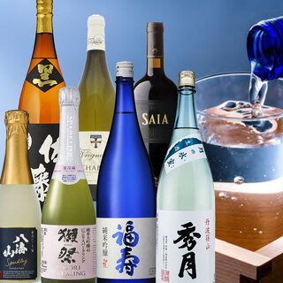 選りすぐりの日本酒や神戸ビールなど、多彩なラインナップ