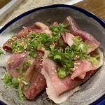 和牛コウネ炙り刺し