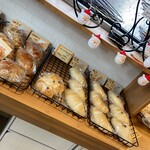 焼きたてパン&カフェレスト 富鳳珍 - 内観