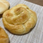 焼きたてパン&カフェレスト 富鳳珍 - デニッシュ