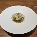 真白 - ・レッドソレル
      ・雲子のベニエ
      ＋
      ・貝や魚介出汁のベースに、京都でとれた茸を加えたスープソース（グリーンレモンの酸味を効かせて）