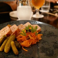 アニヴェルセル カフェ - アミューズ:イベリコ豚のパテドカンパーニュ