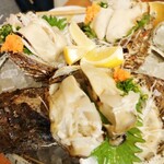 幸せ立ち呑み 夢ごりら - 岩牡蠣