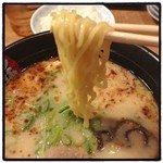 虹橋食堂 - 伊勢周辺民族なら絶対知っとるダイム系列のラーメン( ^ω^ )♡
            ウチゎ白湯ラーメンが好きやなー♪(´ε｀ )
            久々食べて懐かしかった(*ꆤ.̫ꆤ*)
            てか虹橋食堂がダイムて知らんかたー(´･_･`)