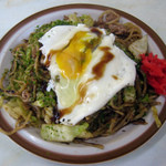 磯屋 - ミックス焼きそば 500円