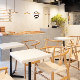 お一人さまでも気軽に立ち寄れるカフェ◆海外のお客さまも歓迎