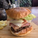 あっくんバーガー - 料理写真: