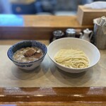 麺処 浮き雲 - 料理写真:つけ麺(並) 1,100円