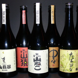 焼酎やワイン、シャンパンなど。多彩に揃えるドリンク各種