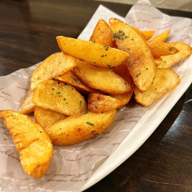 カフェアンドバー とまり木 ひなた（Cafe & Bar とまりぎ ひなた） - 能代（バー）の写真