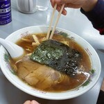 まるたかラーメン - さてと　いただきます
