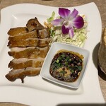 エムエム タイ - 