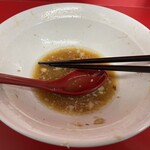 ラーメン二郎 - スープを飲み干すのをギリギリ我慢しました。。。
