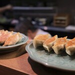 手作り餃子の店 吉春 - 