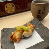 幸鮨 - ホタテの春巻き揚げ。帆立の風味が立ってます。季節の銀杏が美味しかった☺️