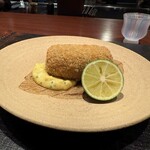 奈良屋町 青 - ⑧松茸のクリームコロッケ、タルタルソース、お好みで酢橘を