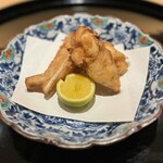 まき村 - トラ河豚のカマの唐揚げ