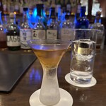 ザ・バー・カサブランカ - フランシスアルバート