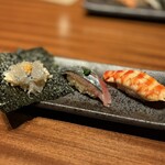 奥新 鮨屋のうおきん - 握り　生シラス手巻き、秋刀魚、車海老