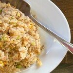 一楽ラーメン - やきめし850円　右