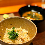 天ぷら たけうち - 旨そうでしょ？ 旨いんです。 タイとタチウオと松茸の炊き込みごはん。