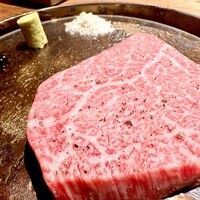 和牛とタン 焼肉 とみ 新橋本店 - 