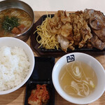 牛角焼肉食堂 リバーサイド千秋店 - 全部盛り定食（肉２倍、ご飯大盛り）、ミニ冷麺