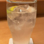 交番通り 四十 - オレンジフラミンゴ（ソーダ割）