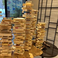 蓬左茶寮 - 雲丹タワーがお出迎え