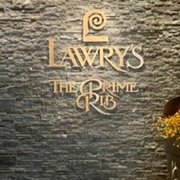 ロウリーズ・ザ・プライムリブ 恵比寿ガーデンプレイス店 - 