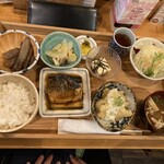 おおきに屋 ぼちぼち - おばんざいランチ900円