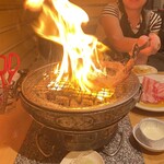 ジンギスカン 炭火焼肉 一発ドン - 