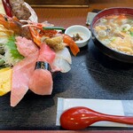 野口鮮魚店 - 朝イチ築地丼とあら汁大