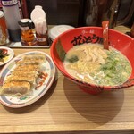ラー麺 ずんどう屋 - 