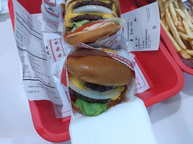 In-N-Out Burger Torrance CA - トーランス/ハンバーガー | 食べログ