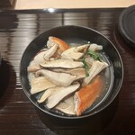 鮨 さえ喜 - 松葉蟹と松茸のお椀