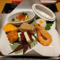 京懐石 美濃吉 そごう横浜店 - 季節の彩り盛り