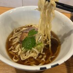 らーめん かねかつ - 麺が圧倒的