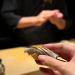 鮨処 池上 - 【握り】熊本県天草小〜肌⤴︎