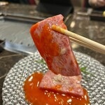 焼肉たまき - チラリとめくってw