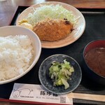 豚珍館 - 