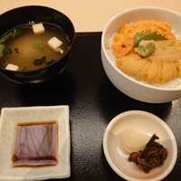 函館うに むらかみ 日本生命札幌ビル店 - 