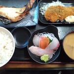 タカマル鮮魚店 - 