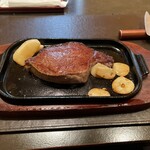 仙臺 アビルヴァン 和牛 - 2024.11.1（金）ランチ
      熱々提供で最高でした。