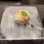 仙臺 アビルヴァン 和牛 - 2024.11.1（金）ランチ
      ほうじ茶アイス黒蜜がけ