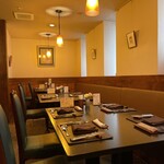 仙臺 アビルヴァン 和牛 - 2024.11.1（金）ランチ
      一階の店内