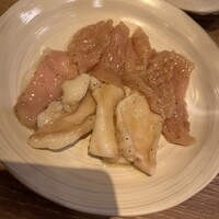 炭火焼肉ホルモン うしごろ 中目黒店 - 