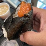 おにぎりこんが 羽田空港国際線ターミナル店 - 卵黄おにぎり（＾∇＾）