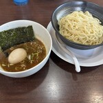 麺匠 大黒 - 醤油つけ麺 太麺 中盛り（無料2玉）900円♪