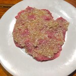 炭火焼肉 肉人 - 